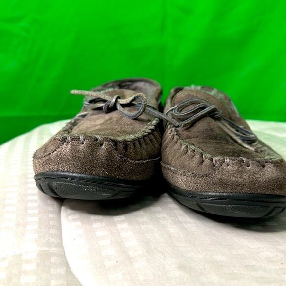 L.L.Bean Men’s Grey Slippers Size 8 Fuzzy Warm - Picture 3 of 11